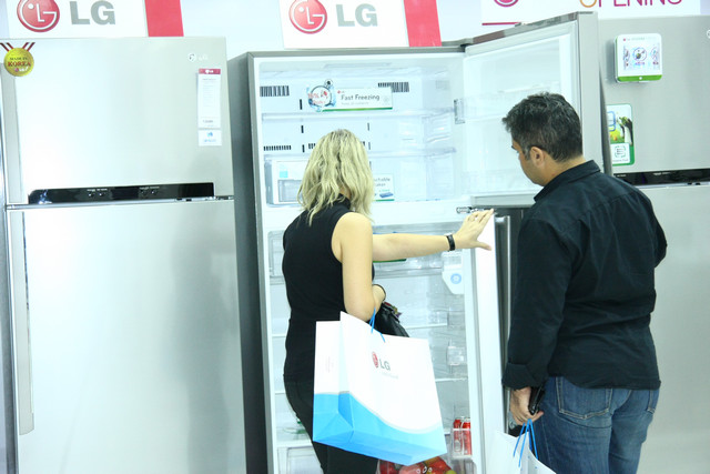 Opening of the largest LG brand shop